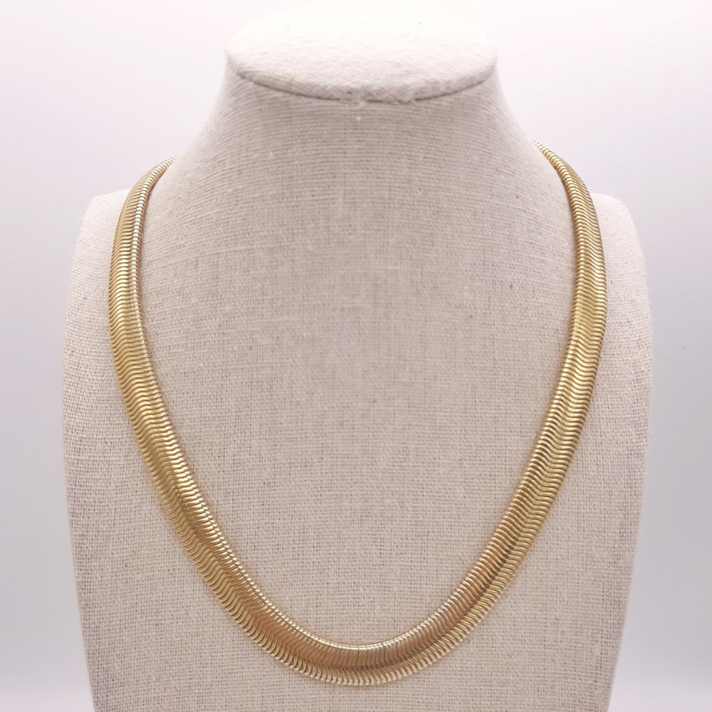 VTG Gold Tone Herringbone Chain Necklace 18.5"